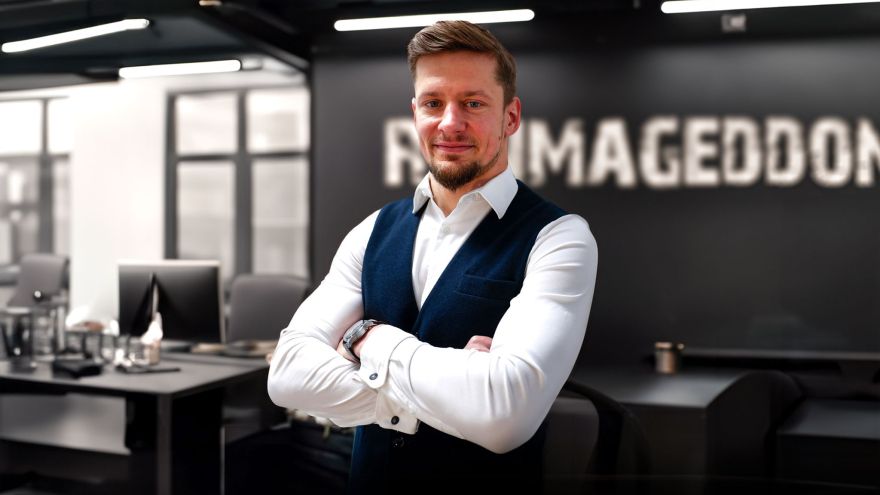 Fit biz Nowy Marketing Director w Runmageddon – Jakub Leduchowski na czele innowacji i ekspansji