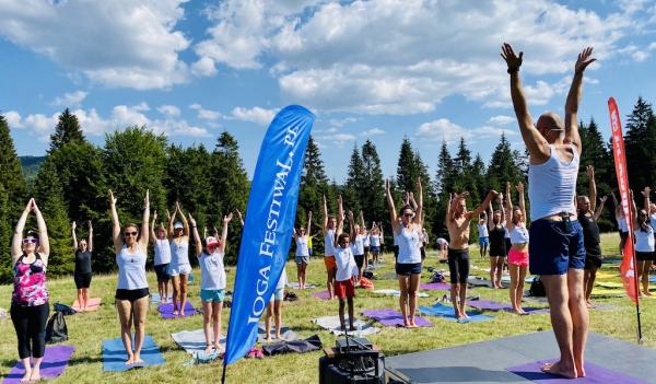 Tydzień dobrych zdarzeń niepowtarzalna atmosfera X. Joga Festiwal. Górski Maraton Jogi w Wierchomli 