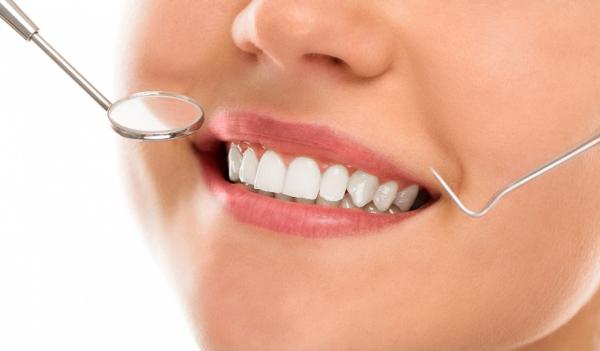 Przydatne informacje o leczeniu kanałowym zębów