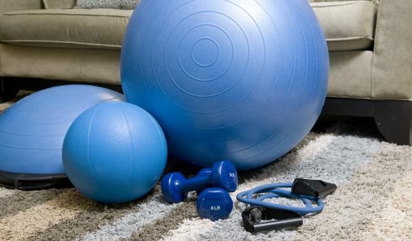 Fitness w sieci, czyli jak Polacy ćwiczą podczas pandemii