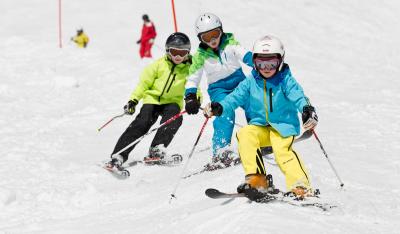 Dziecko na nartach – bezpieczne czy nie?