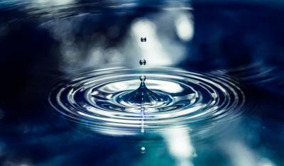 Czy wody zaskórne są zdatne do picia? Poznaj rodzaje wód ze względu na położenie!