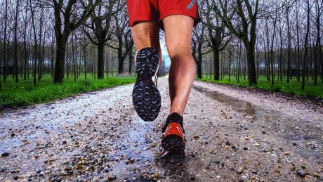 Jogging jesienią – bezpiecznie i bezproblemowo