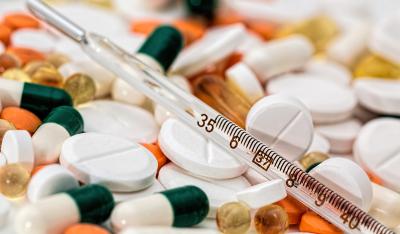 Rodzicu, antybiotyki to nie cukierki. Nie dawaj jeśli nie musisz