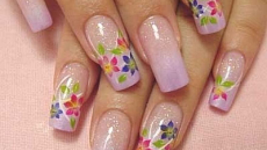 Manicure Prosty sposób na ładne paznokcie