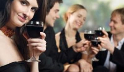 Picie alkoholu sprzyja utracie wagi
