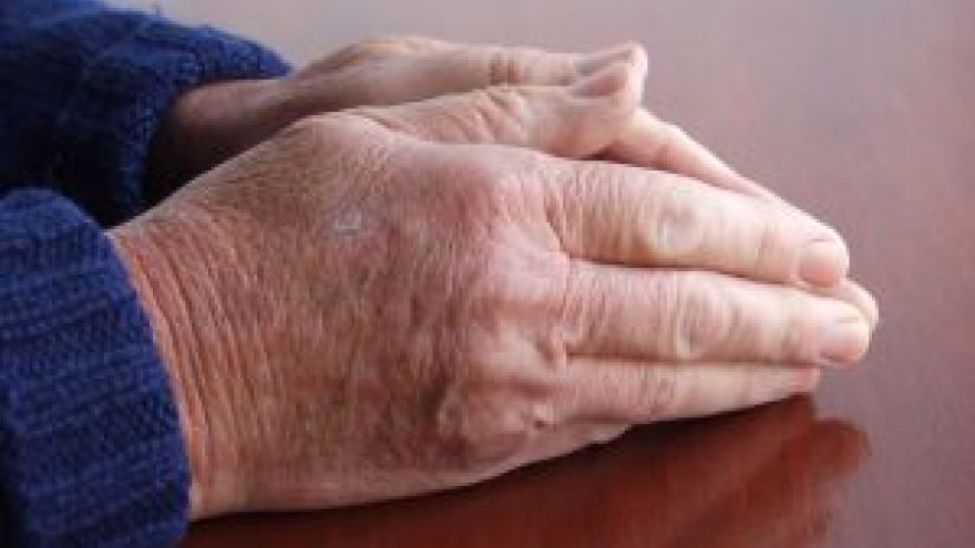 Demencja starcza Badanie krwi pomoże wykryć Alzheimera?