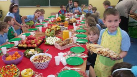 Zdrowe śniadanie w radomskiej szkole