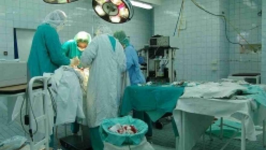  zabieg KCM Clinic zainaugurowała małoinwazyjną chirurgię kręgosłupa!