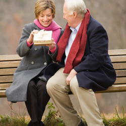 senior dating 250x251