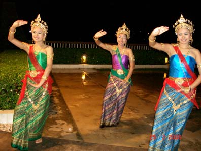 Thai Dancing