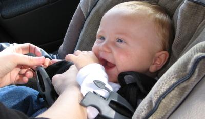 Dziecko bezpieczne w samochodzie
