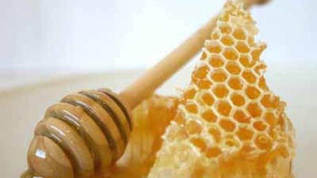 Piękno od pszczół, czyli o mleczku pszczelim i nie tylko
