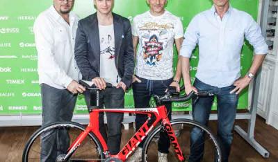 Gwiazdy stawiają na triathlon