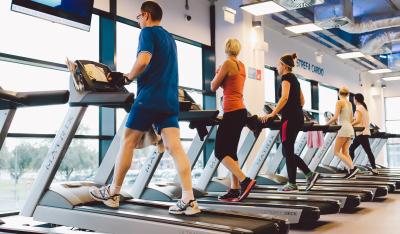 Całodobowe kluby fitness aktywizują kobiety