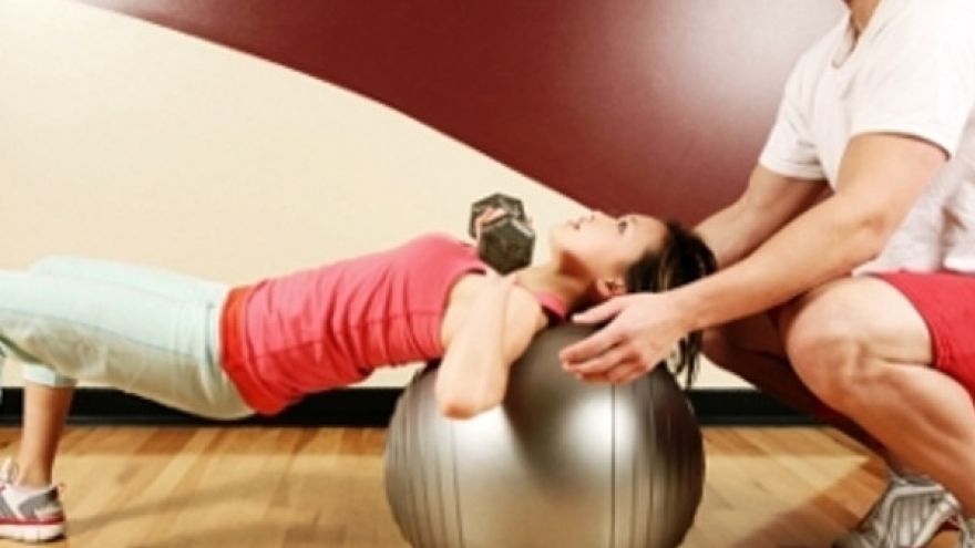 Ból kręgosłupa Aktywna rehabilitacja w klubie fitness