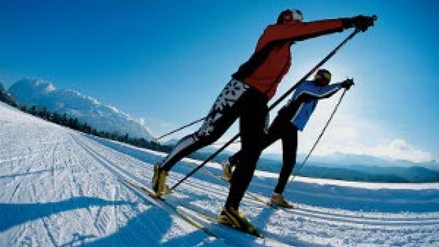 Moda sportowa Jaki strój wybrać na biegówki?