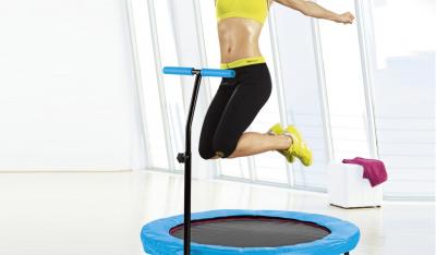 Hot trend fitness: zajęcia na trampolinach