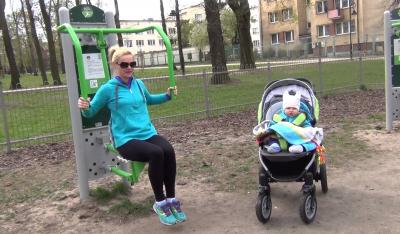 Trening z wykorzystaniem siłowni plenerowej