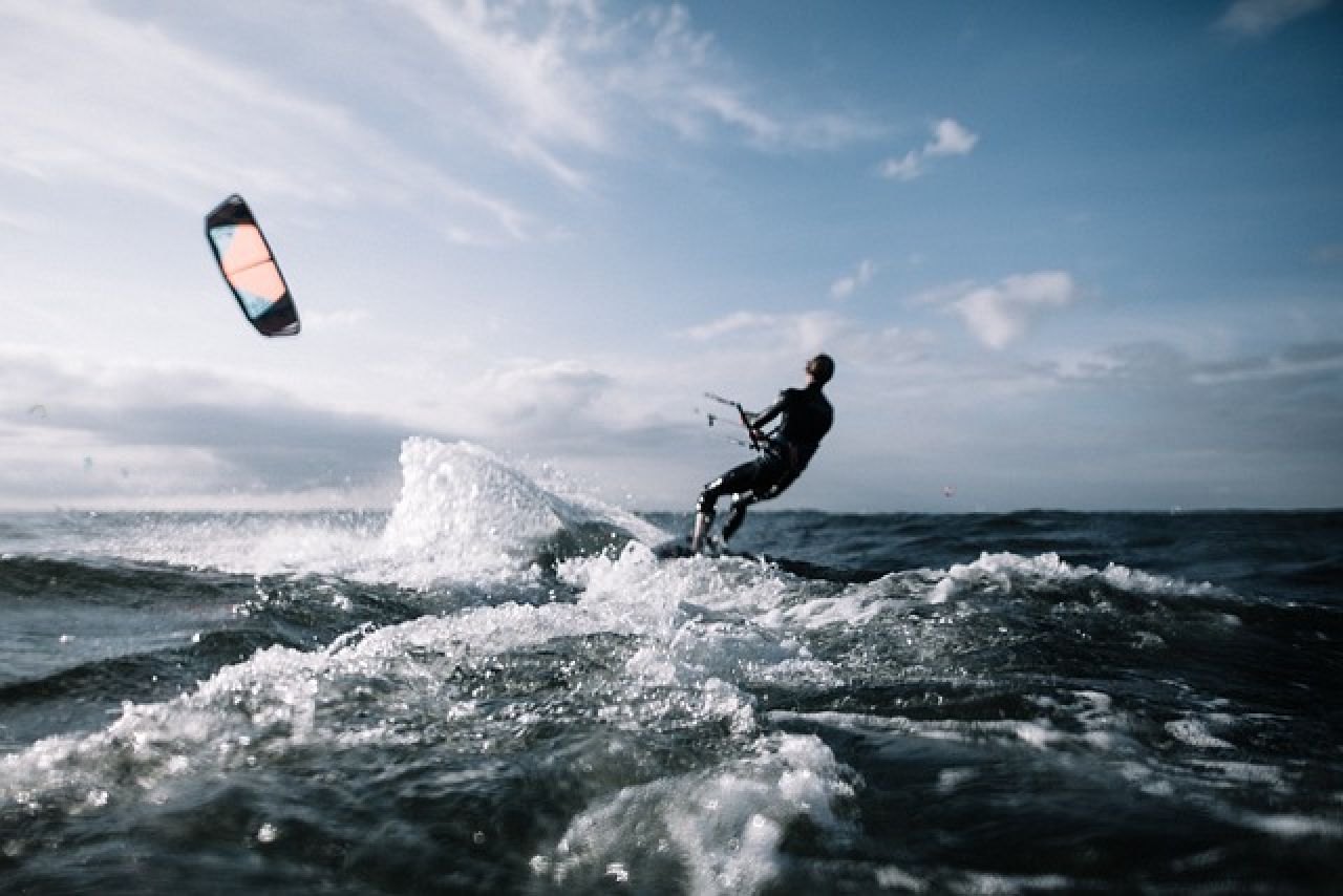 Ile czasu potrzeba żeby nauczyć się kitesurfingu?