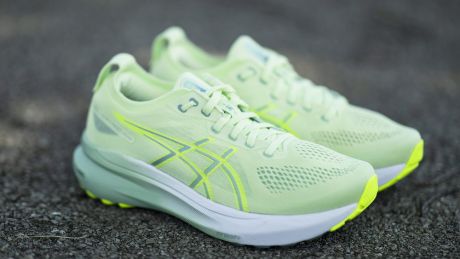 ASICS GEL-KAYANO 31 - komfort, styl i niezrównana jakość na każdym kroku