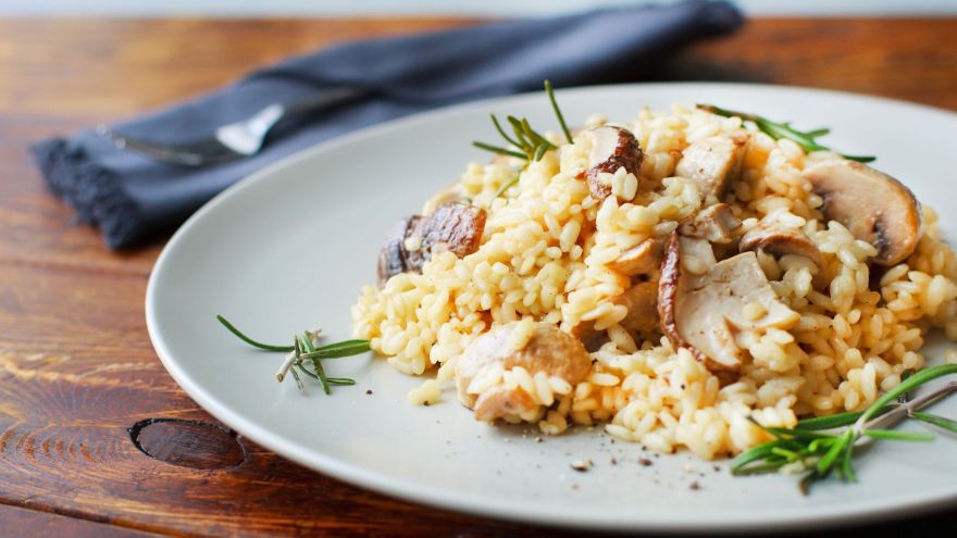 Przepis na niskokaloryczne risotto z grzybami