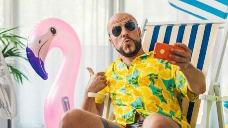 Nowy wakacyjny trend: staycation – celowy urlop w domu. Dla kogo i po co?