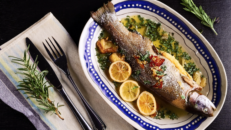 Dieta Zdrowsze święta? Odkryj klasyczne potrawy w lżejszym wydaniu dzięki frytkownicy beztłuszczowej