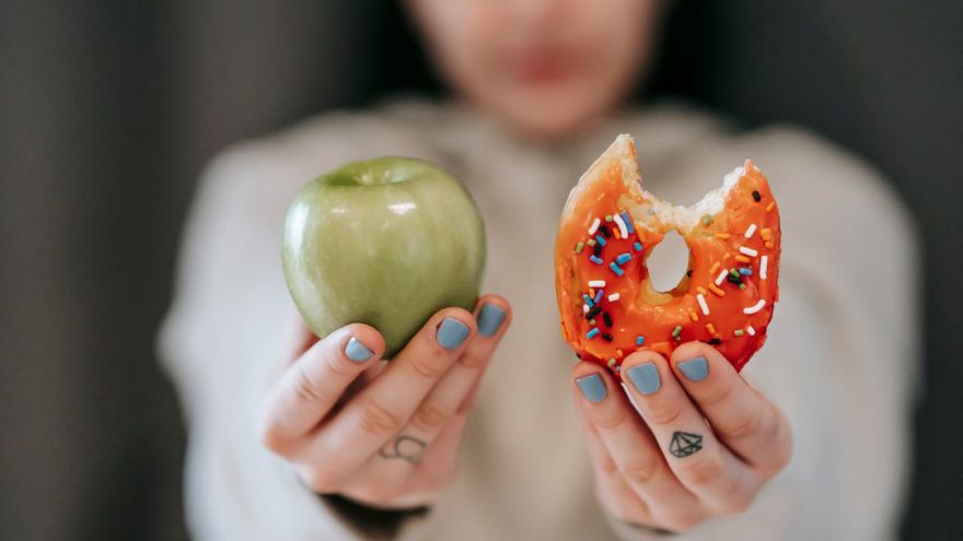 Dieta odchudzająca Intermittent fasting: Jakie korzyści zdrowotne przynosi przerywany post?