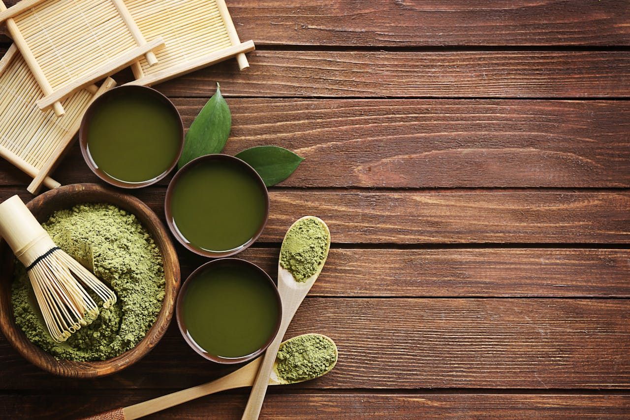 Matcha a zdrowie dziąseł – co na to stomatolodzy?