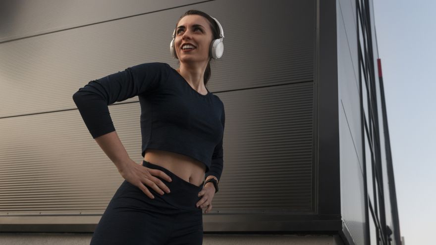 Fit light Komplet dresowy damski – TOP 5 modnych propozycji w różnych stylach