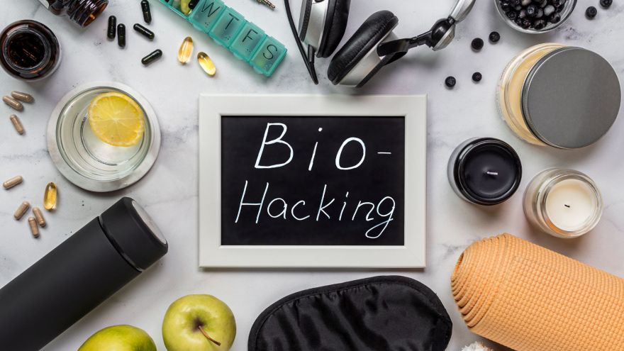 Fitlight Biohacking dla początkujących – jak podnieść energię bez kawy?