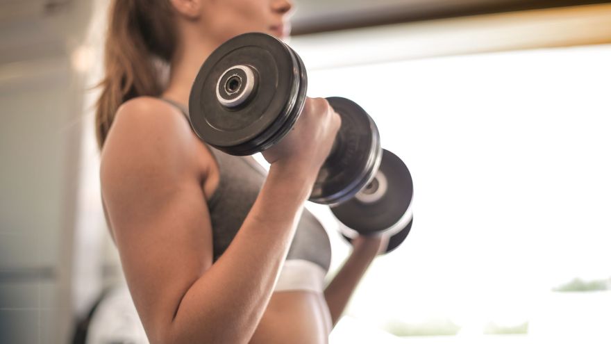 Aktualności Hybrid training: jak łączyć siłownię, cardio i mobilność?
