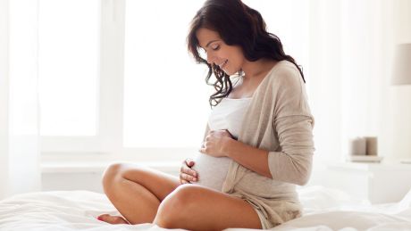 Trening dla kobiet w ciąży i po porodzie – co mówi fizjoterapia?
