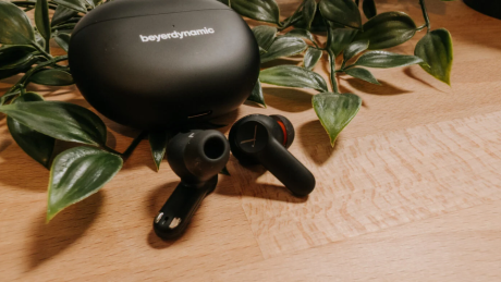 Beyerdynamic AMIRON 100 – bezprzewodowy dźwięk klasy premium dla aktywnych
