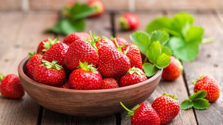 Top 5 fit przepisów na dania z truskawkami