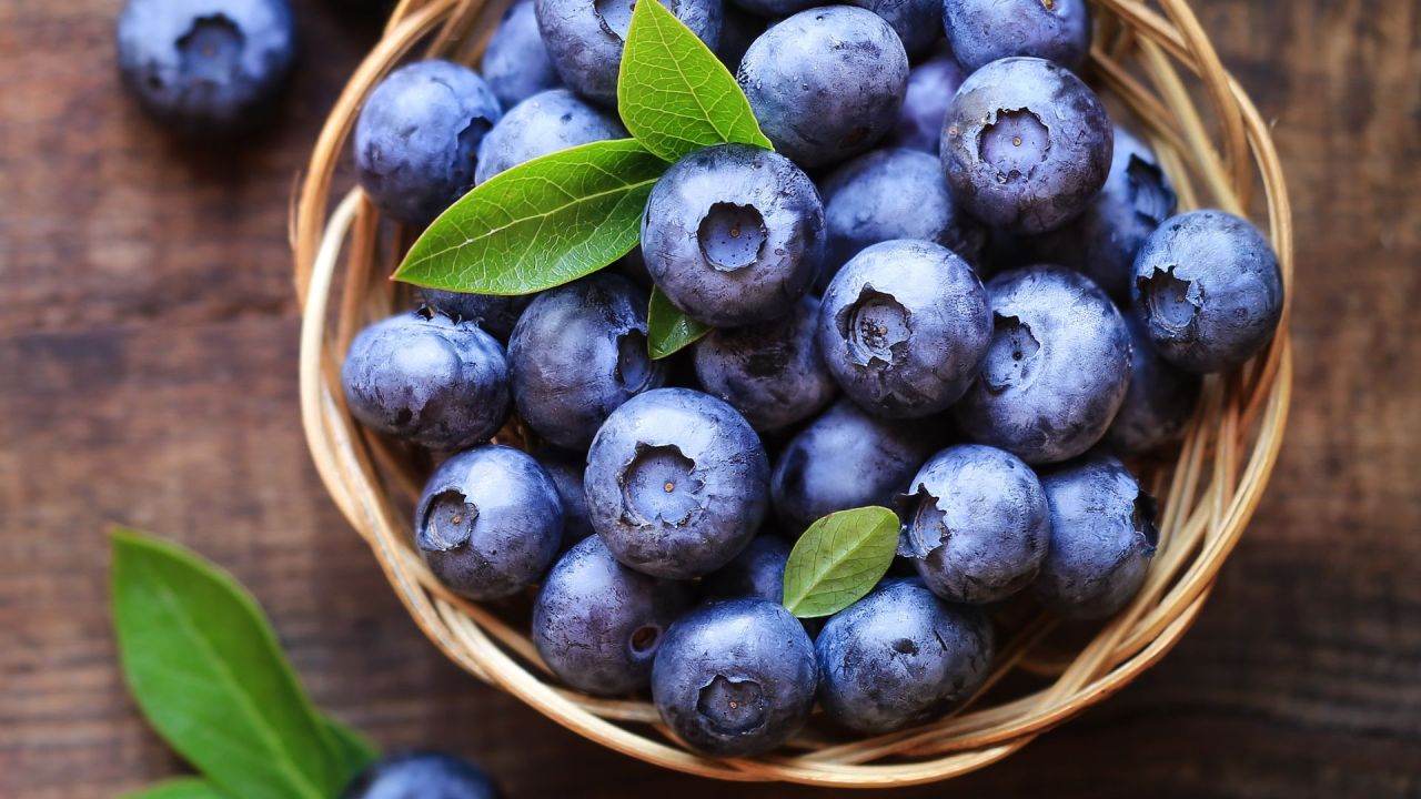 TOP 3 fit desery z jagodami, które pokochasz latem (i nie tylko!)