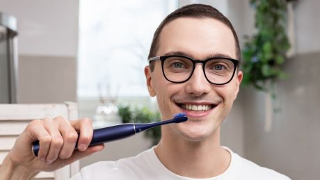 Nowoczesne podejście do higieny jamy ustnej – jak technologia dba o Twoje zęby i dziąsła?