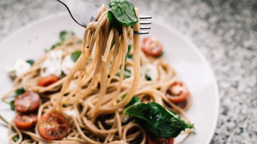 Dieta Food Mood: Jak jedzenie wpływa na Twój nastrój, koncentrację i motywację