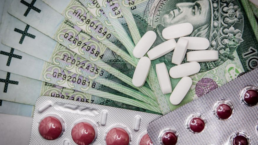 Dieta Suplementy, które nie działają – jak branża fitness zarabia na Twojej naiwności