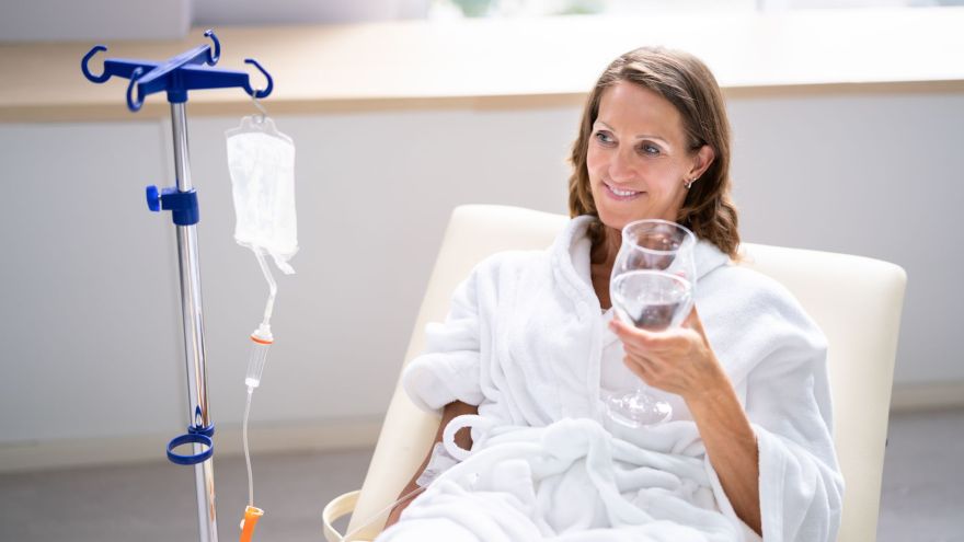FitBiz Wlewy witaminowe w Royal Medical Center – nowoczesna forma wspomagania zdrowia