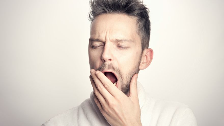 Wellness Jakość powietrza w sypialni a sen 2025 - dlaczego budzisz się zmęczony? Rola wentylacji