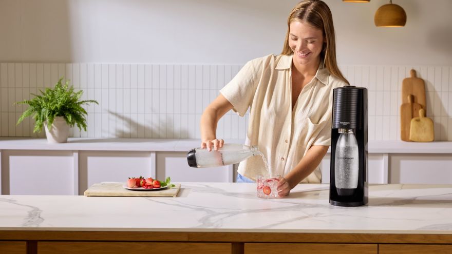 Dieta Sposoby na codzienną oszczędność - woda gazowana z własnego saturatora do wody SodaStream