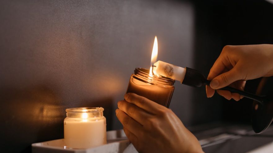 Zdrowie Ból głowy po świecach zapachowych? Naukowcy ostrzegają przed ukrytym zagrożeniem w Twoim domu