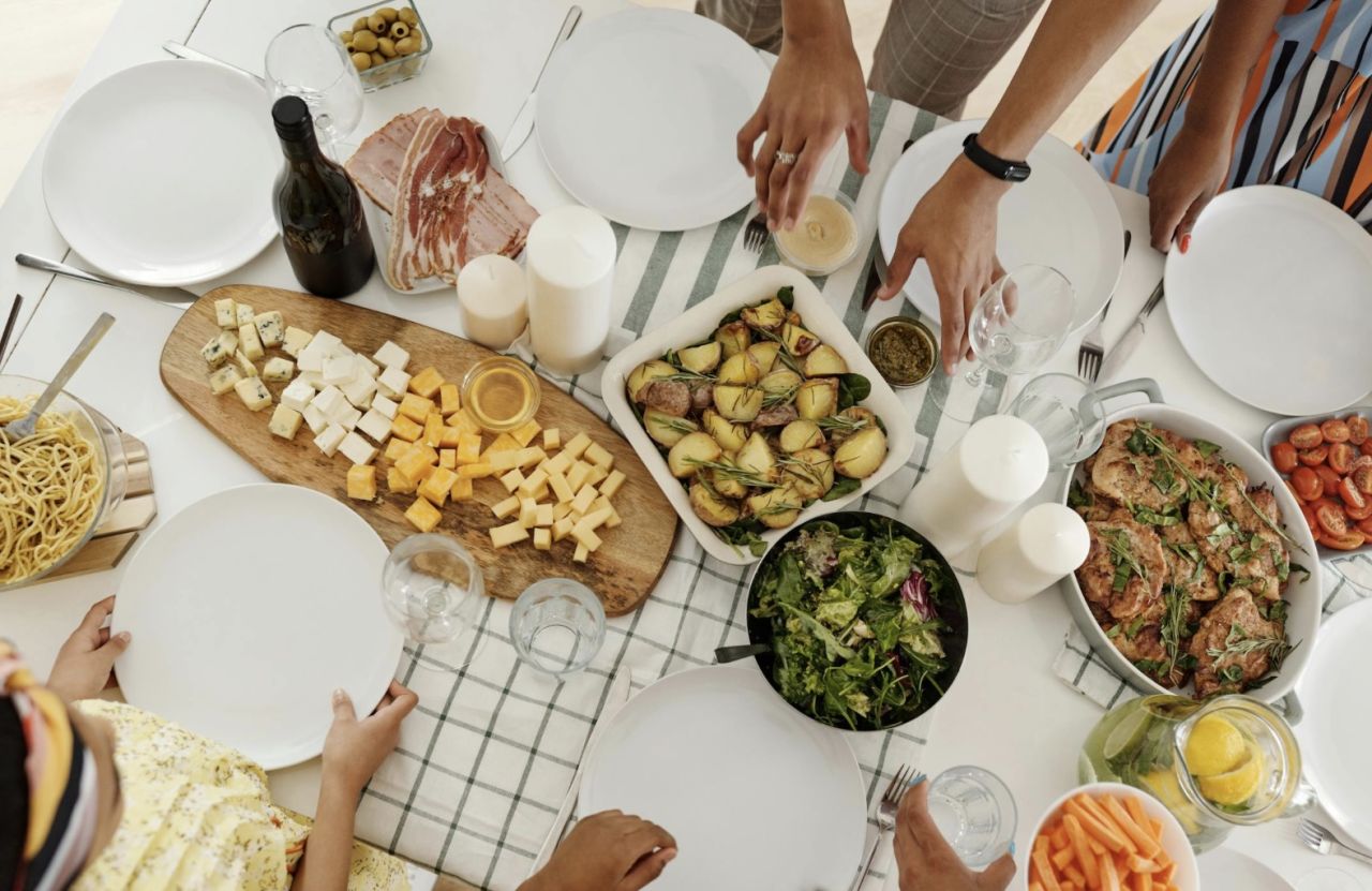 Czy zdrowe jedzenie to naprawdę tylko warzywa i owoce?