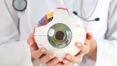 Odwarstwienie siatkówki – działaj jak najszybciej!