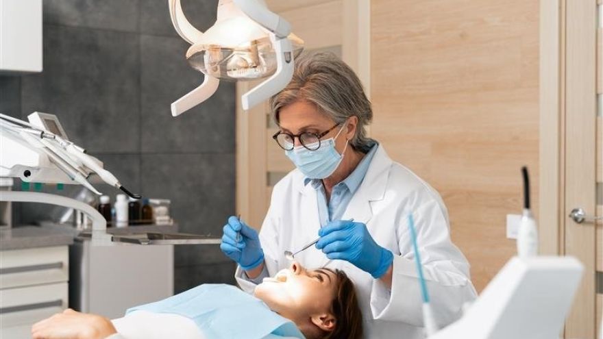 Zdrowie Kamień nazębny: mały problem, który może zostawić duży ślad w całym organizmie