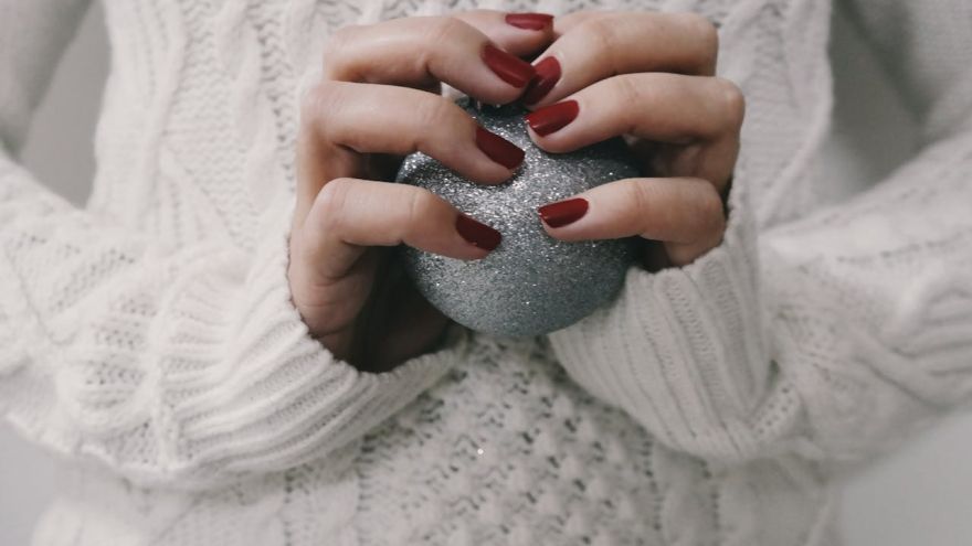 Aktualności Nerwowy finisz roku? Jak przejść przez świąteczny okres bez wypalenia