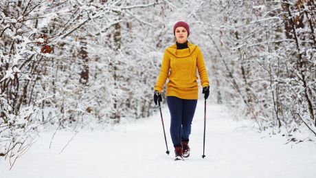 Domowy trening w Święta – jak ćwiczyć bez sprzętu i presji?