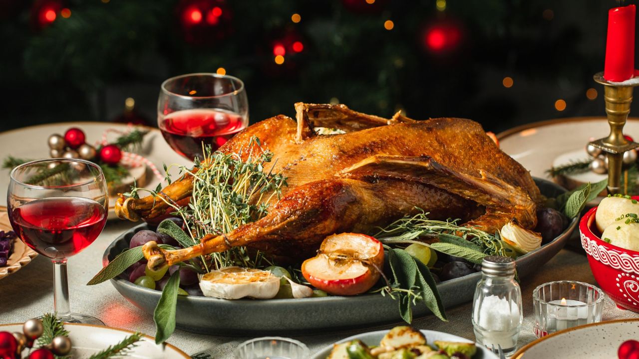 Jak nie przytyć w święta? Zdrowie metaboliczne zaczyna się w głowie, nie na talerzu